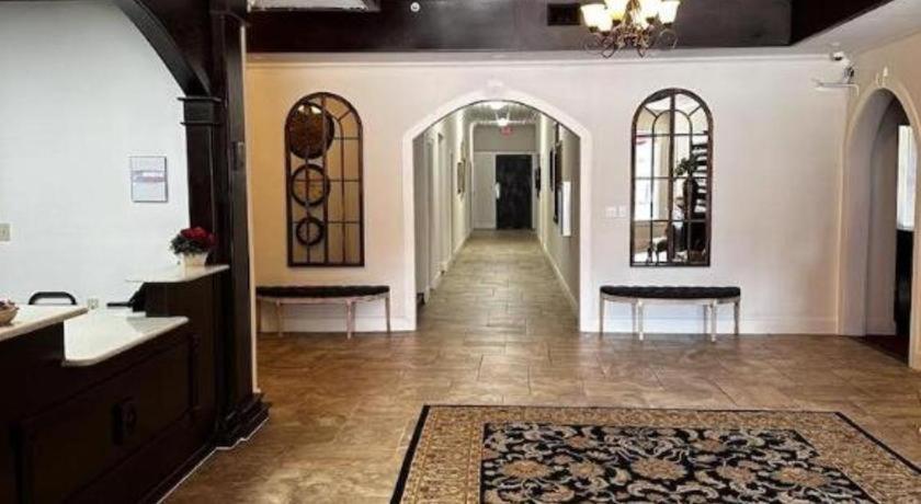 Gonzales The Alcalde Hotel By Oyo מראה חיצוני תמונה
