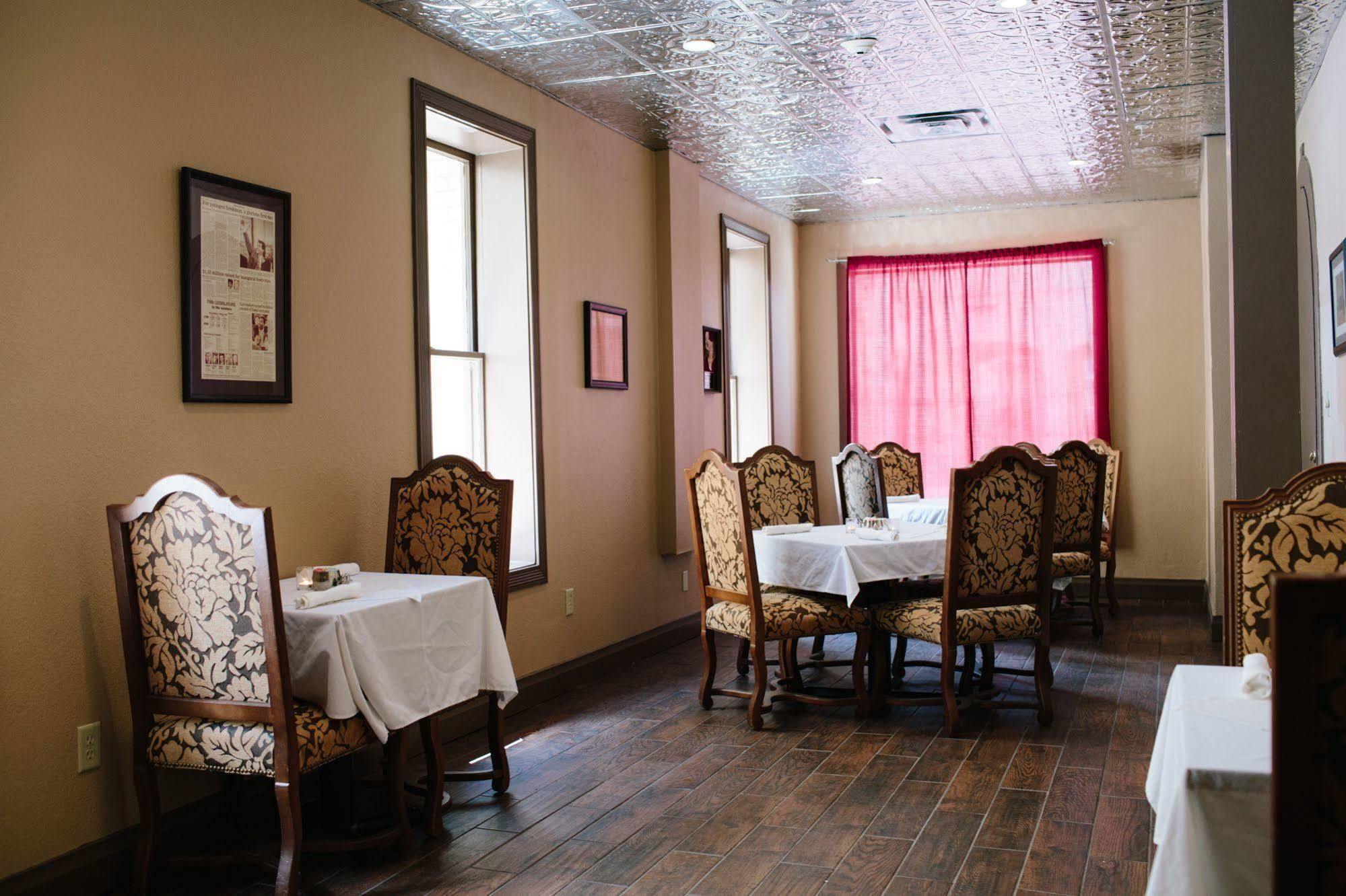 Gonzales The Alcalde Hotel By Oyo מראה חיצוני תמונה